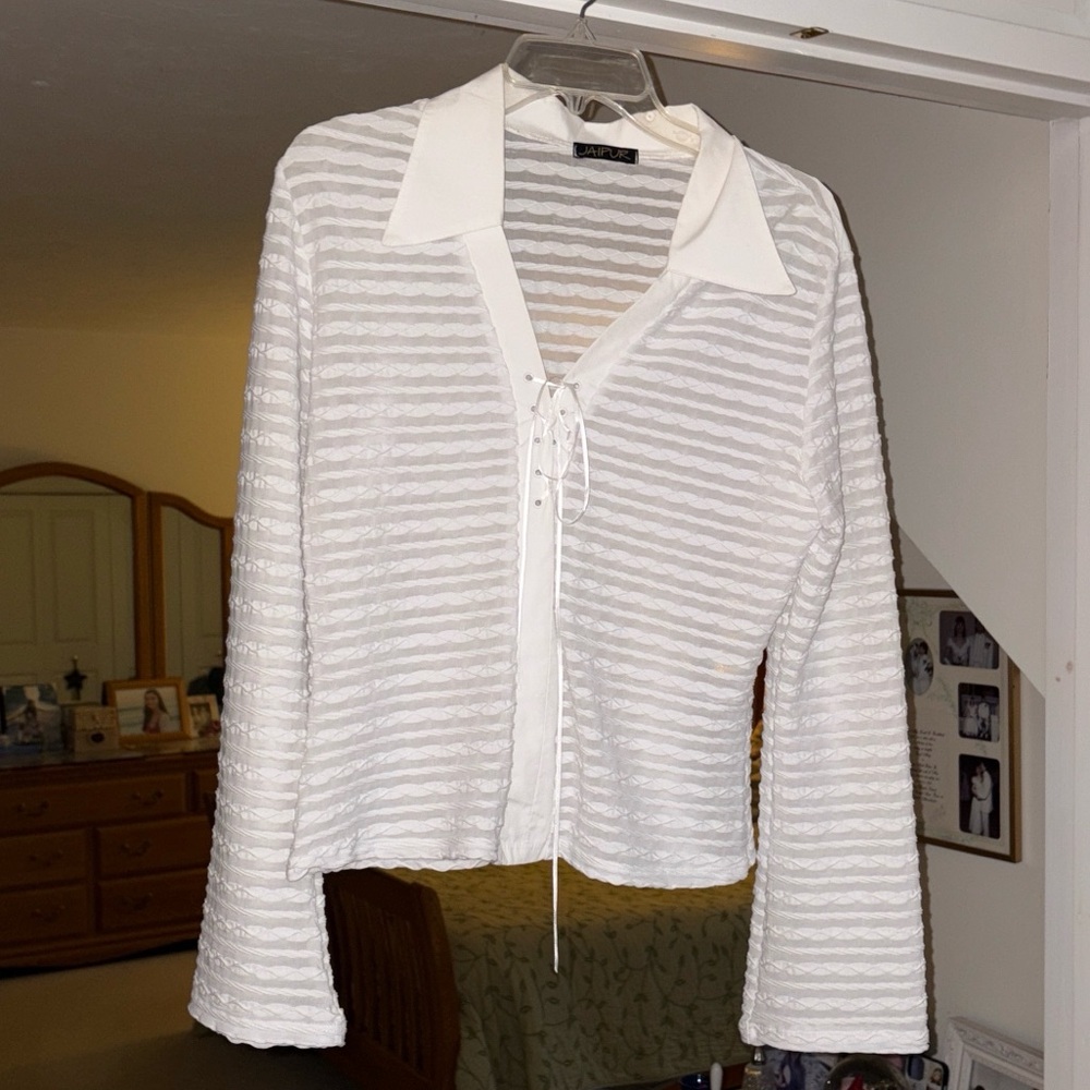 Jaipur sheer  White Textured Top.